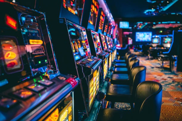 one-hundred-fifteen Bonanza Gold free-spin bonus round with cascading wins